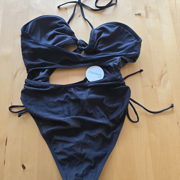 NWT Seaselfie Cut Out Women's Black One Piece Swimsuit Sz Large L - Picture 2 of 3